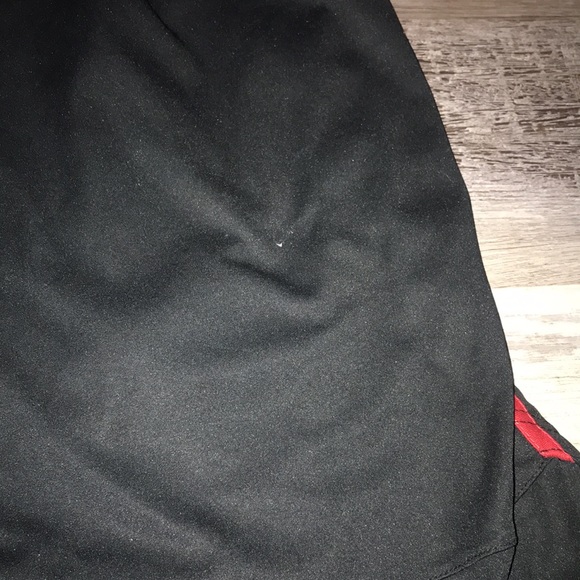 NBA black and red shorts size large - Picture 10 of 11